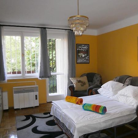 Highland Apartment Budapeşte Oda fotoğraf