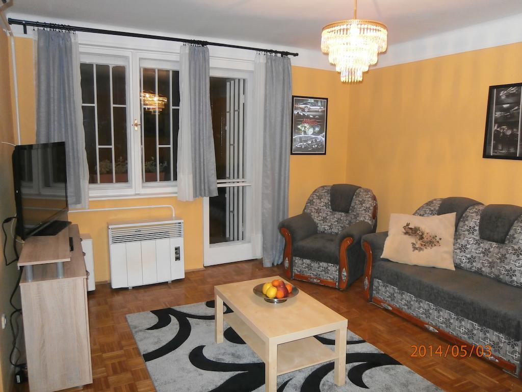 Highland Apartment Budapeşte Oda fotoğraf